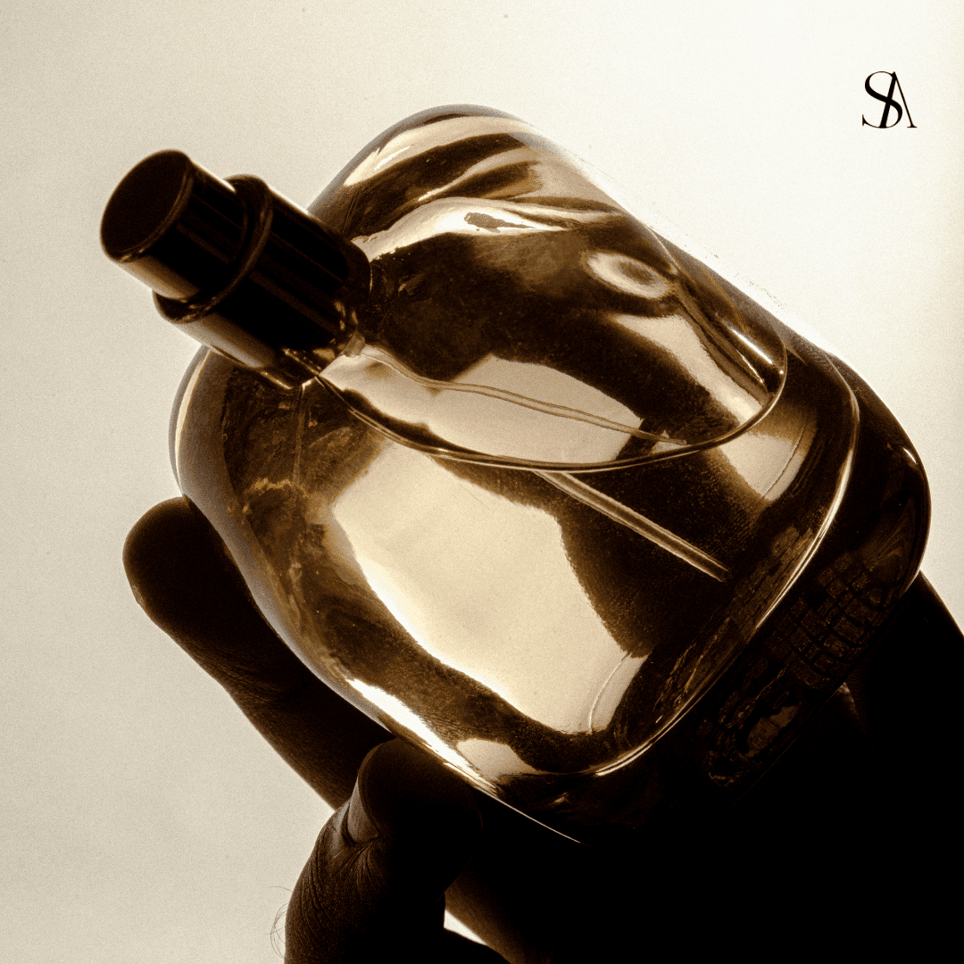 Alcohol vs. Water-Based Fragrances: Which One Lasts Longer?